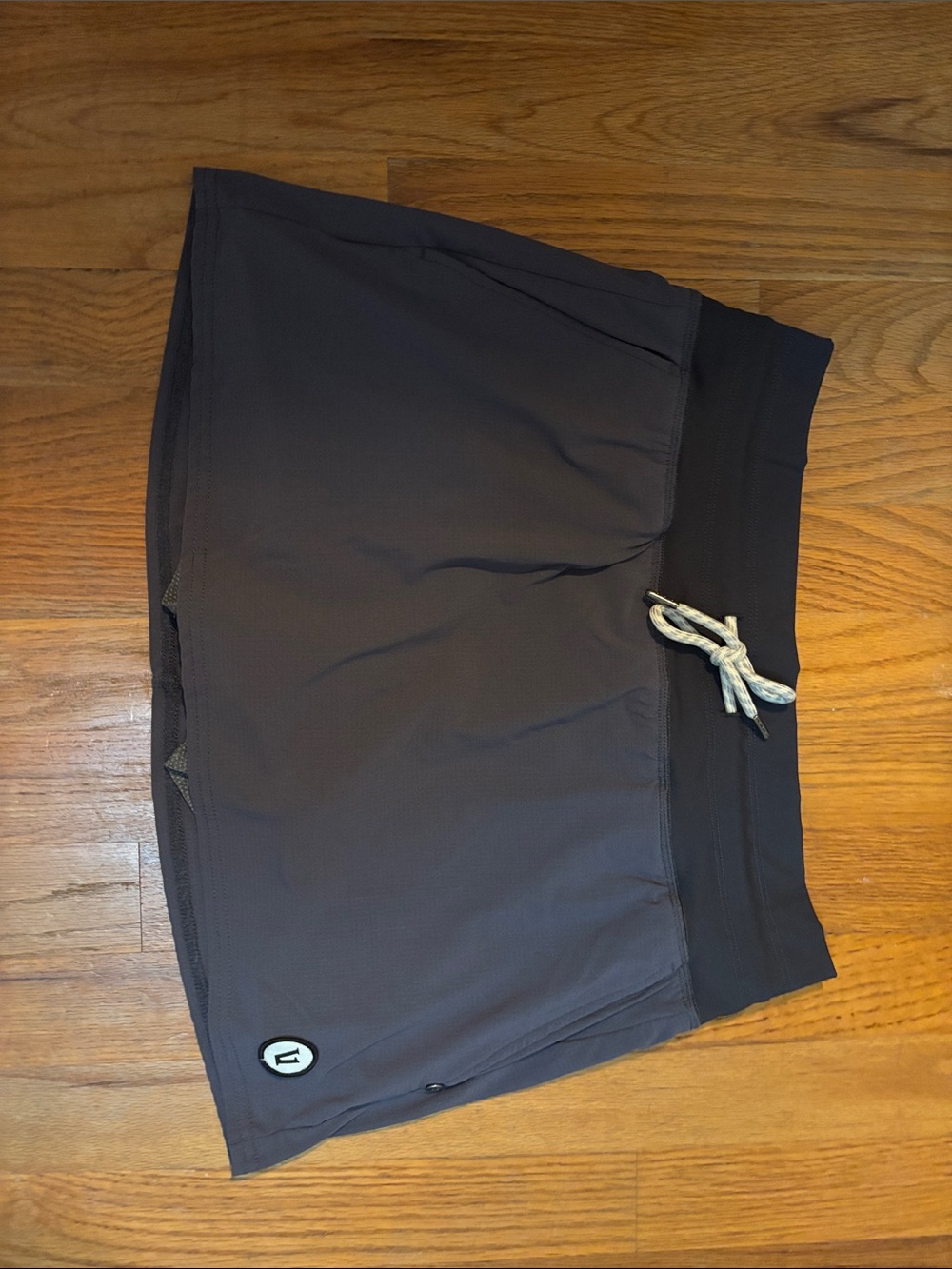 Vuori Charcoal Gray Athletic Mini Skirt with Drawstring Waist and Pockets